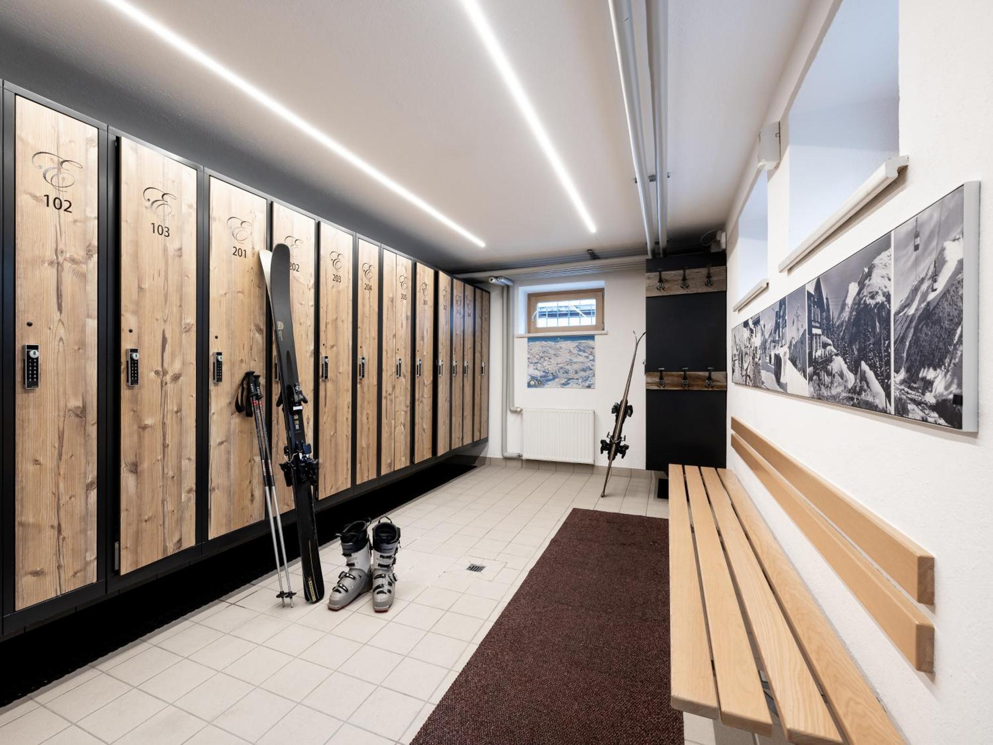 Hotel Garni Europa Sankt Anton am Arlberg Exteriör bild