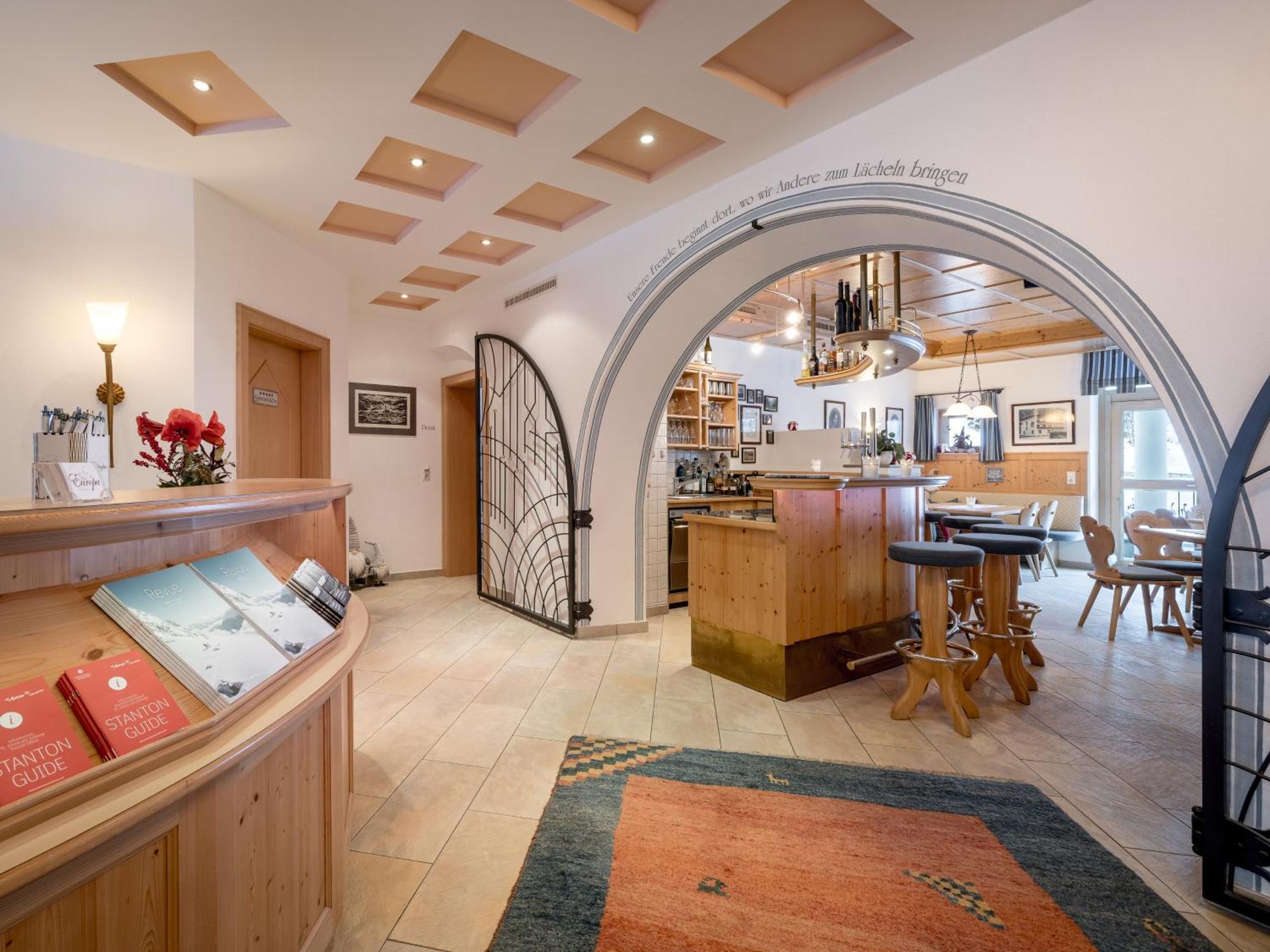 Hotel Garni Europa Sankt Anton am Arlberg Exteriör bild