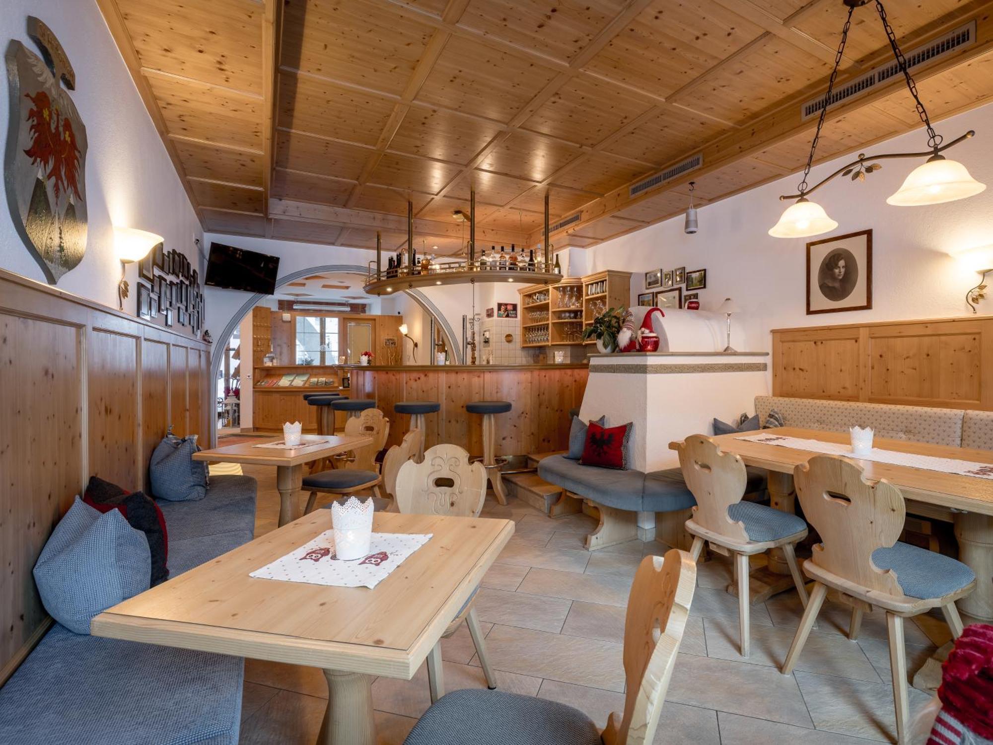 Hotel Garni Europa Sankt Anton am Arlberg Exteriör bild